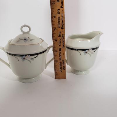 LOT 151: Sango Regency Collection Mansfield China Set