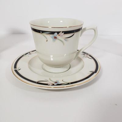 LOT 151: Sango Regency Collection Mansfield China Set