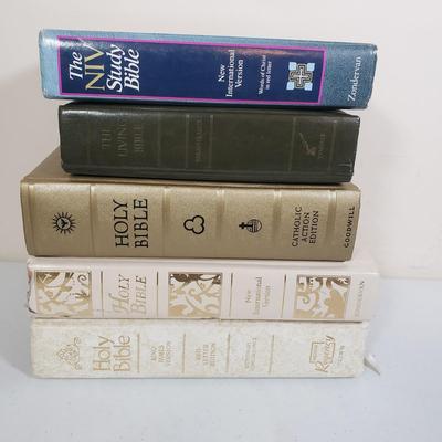 LOT 156: Collection of Bibles