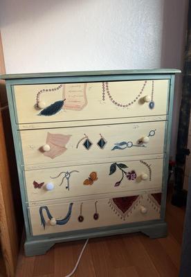 Hand Painted 4 Drawer Chest 31x17x36
