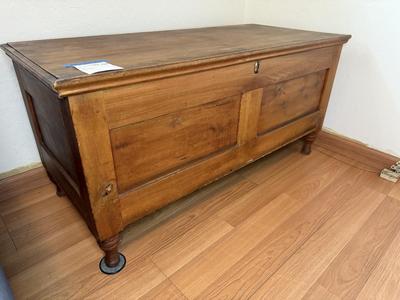 Antique Wood Trunk Chest 45x21x22