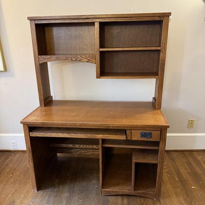 Wooden Desk with Removable Hutch (B2-BM)