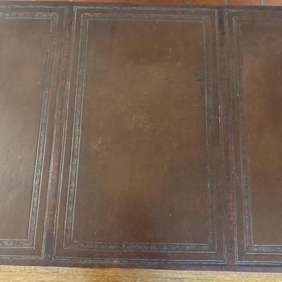 Chippendale Style Wooden Table (B2-BM)