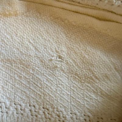 King Sized Linens (B2-BM)