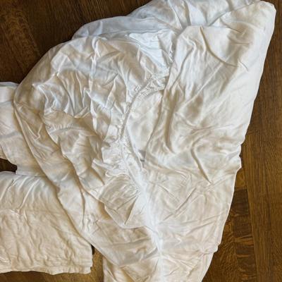 King Sized Linens (B2-BM)