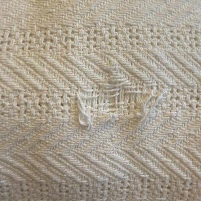 King Sized Linens (B2-BM)