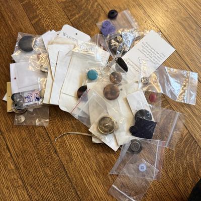 Laundry, Sewing/Buttons and Tidy Helpers! Incl Sharper Image & Shark (B1-BM)