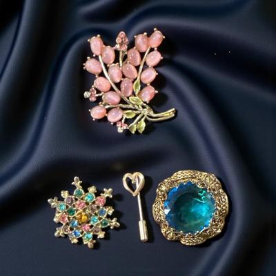 Sale Photo Thumbnail #403