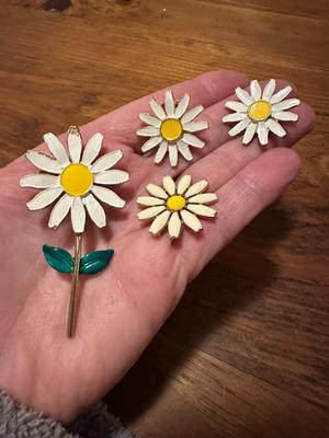 Sale Photo Thumbnail #486