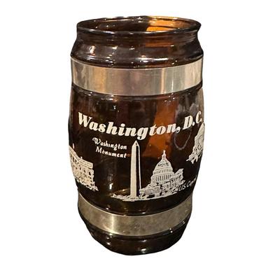 2 Siesta Ware Vintage Mugs with Washington DC & Luray Caverns VA