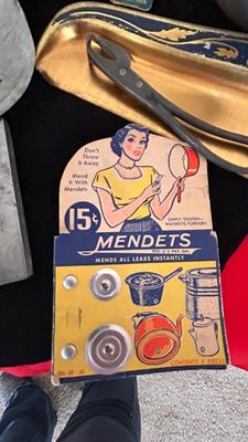 VINTAGE KITCHEN ITEMS