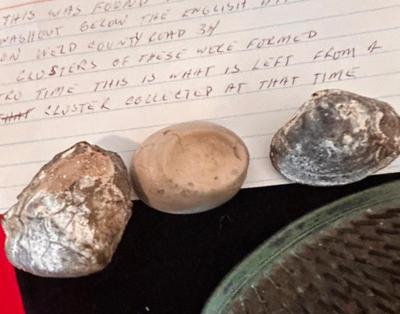 OLD SEED PACK, FLOWER FROGS, ROCK FORMATION CLUSTERS FROM 1952, PEACE PIPE SOUVENIR AND MORE