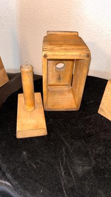 VTG BUTTER PRESS MOLDS