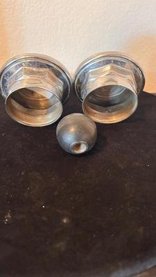 CHRYSLER HUB CAPS AND SHIFTER KNOB BALL