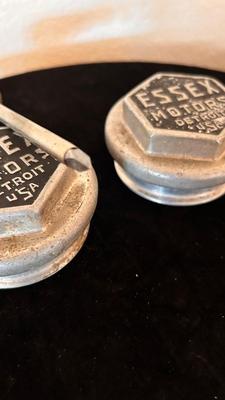 ESSEX MOTORS DETROIT HUB CAPS AND TROCAR TOOL