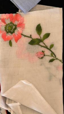 CUFF LINKS, HANDKERCHIEFS, TIE CLIPS