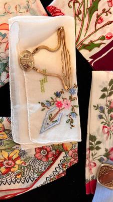 CUFF LINKS, HANDKERCHIEFS, TIE CLIPS