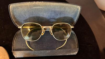 ANTIQUE AMERICAN OPTICAL 12KGF PRESCRIPTION SUNGLASSES AND CLEAR LENSES