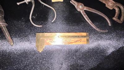 MINIATURE OLD TOOLS