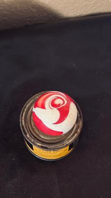 VTG TEXACO GREASE CAN, SINCLAIR & DUTCH BOY CANS PLUS A STICK SHIFT KNOB