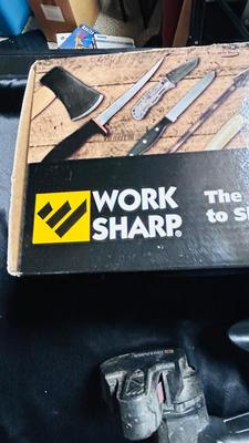 WORK SHARP ELECTRIC KNIFE SHARPENER AND EXTRA BELTS