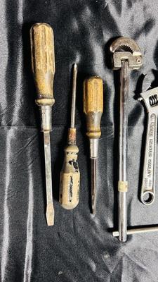 WRENCHES, CHISELS AND HAND TOOLS