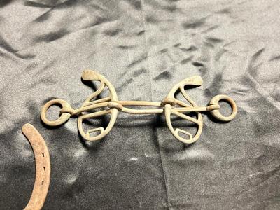 ANTIQUE COWBOY/ARMY HORSE ITEMS