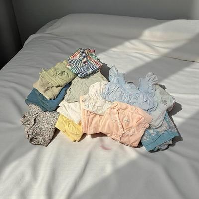Women’s Clothes/Nightgowns+ Lot