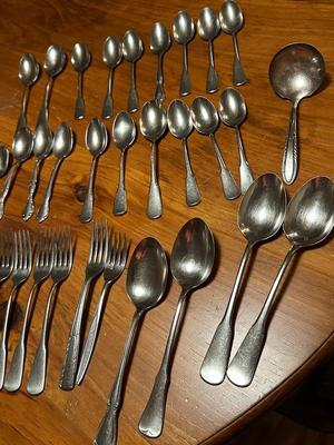 Lot of Mixed Silverplated Flatware