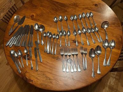 Lot of Mixed Silverplated Flatware