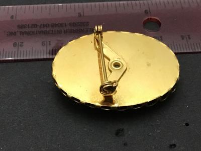 Fashion Cameo Brooch