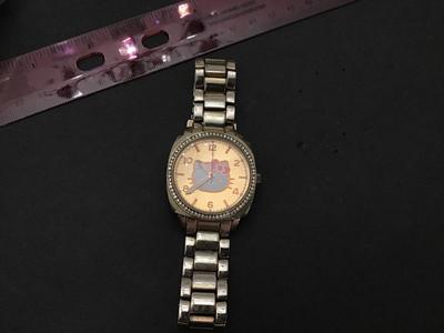 Helleo Kitty. Needs Batteries