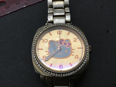 Helleo Kitty. Needs Batteries