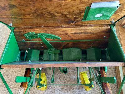 1910 VAN BRUNT HORSE DRAWN SEED DRILL (SOLD BY JOHN DEERE)