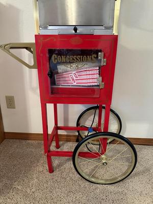 NOSTALGIA BRAND VINTAGE-STYLE POPCORN MACHINE WITH A CART, INCLUDES POPCORN BOXES