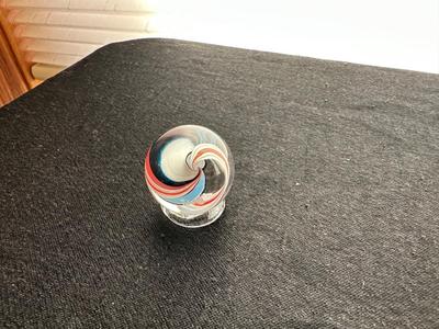 HANDBLOWN MULTICOLORED MARBLE WITH A DYNAMIC SWIRLING DESIGN