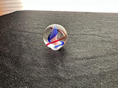 BEAUTIFUL HANDMADE MARBLE WITH A MULTICOLORED LATTICINO PATTERN WITH MULTICOLORED RIBBONS