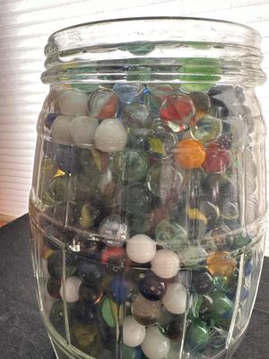 LARGE JAR OF MISC MARBLES