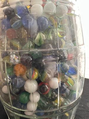 LARGE JAR OF MISC MARBLES
