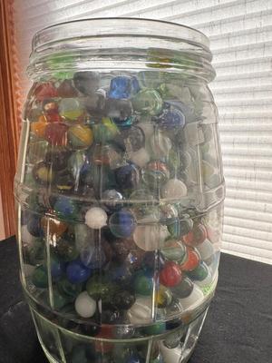 LARGE JAR OF MISC MARBLES