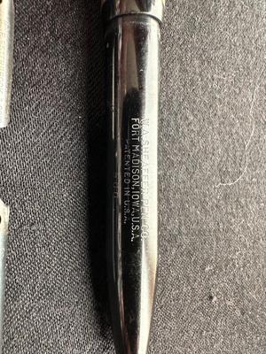 2 SHEAFFER FOUNTAIN PENS AND EXTRA TIPS