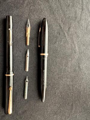 2 SHEAFFER FOUNTAIN PENS AND EXTRA TIPS