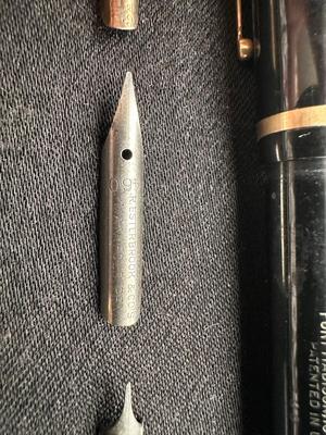 2 SHEAFFER FOUNTAIN PENS AND EXTRA TIPS