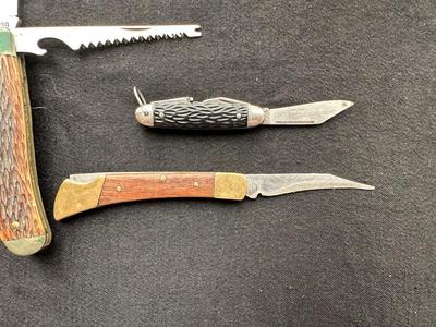 4 POCKET KNIVES