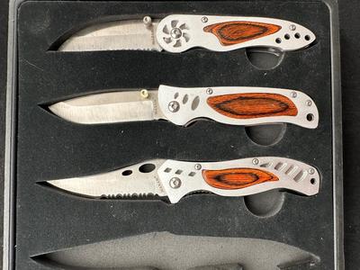 3 MAXAM FOLDING POCKET KNIVES
