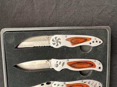 3 MAXAM FOLDING POCKET KNIVES