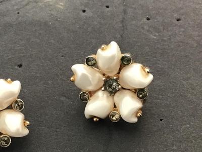 Trafari Vintage clip on Earrings