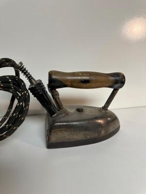 WAGNER METAL FAN AND A STERLING SERVICE CLOTHES IRON