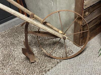 SINGLE WHEEL GARDEN PLOW OR CULTIVATOR