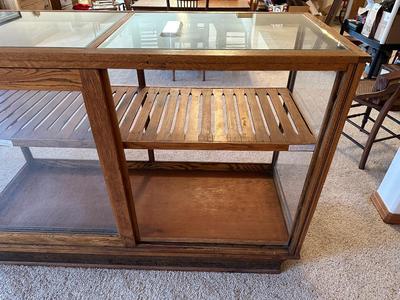 BEAUTIFUL ANTIQUE DISPLAY CASE